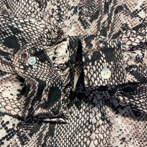 Cliche snakeskin blouse size M - Picture 2 of 10